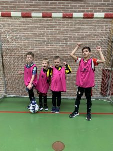TERUGBLIK ZAALVOETBALTOERNOOI 27 DEC. 2024 8