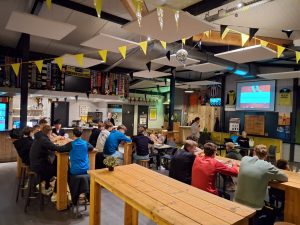 VVH Pubquiz voor de JO15 t/m JO17