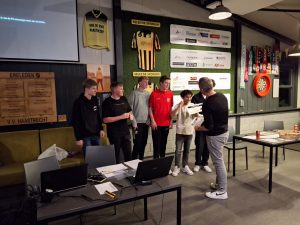 VVH Pubquiz voor de JO15 t/m JO17 4